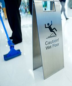 Warning about the wet floor